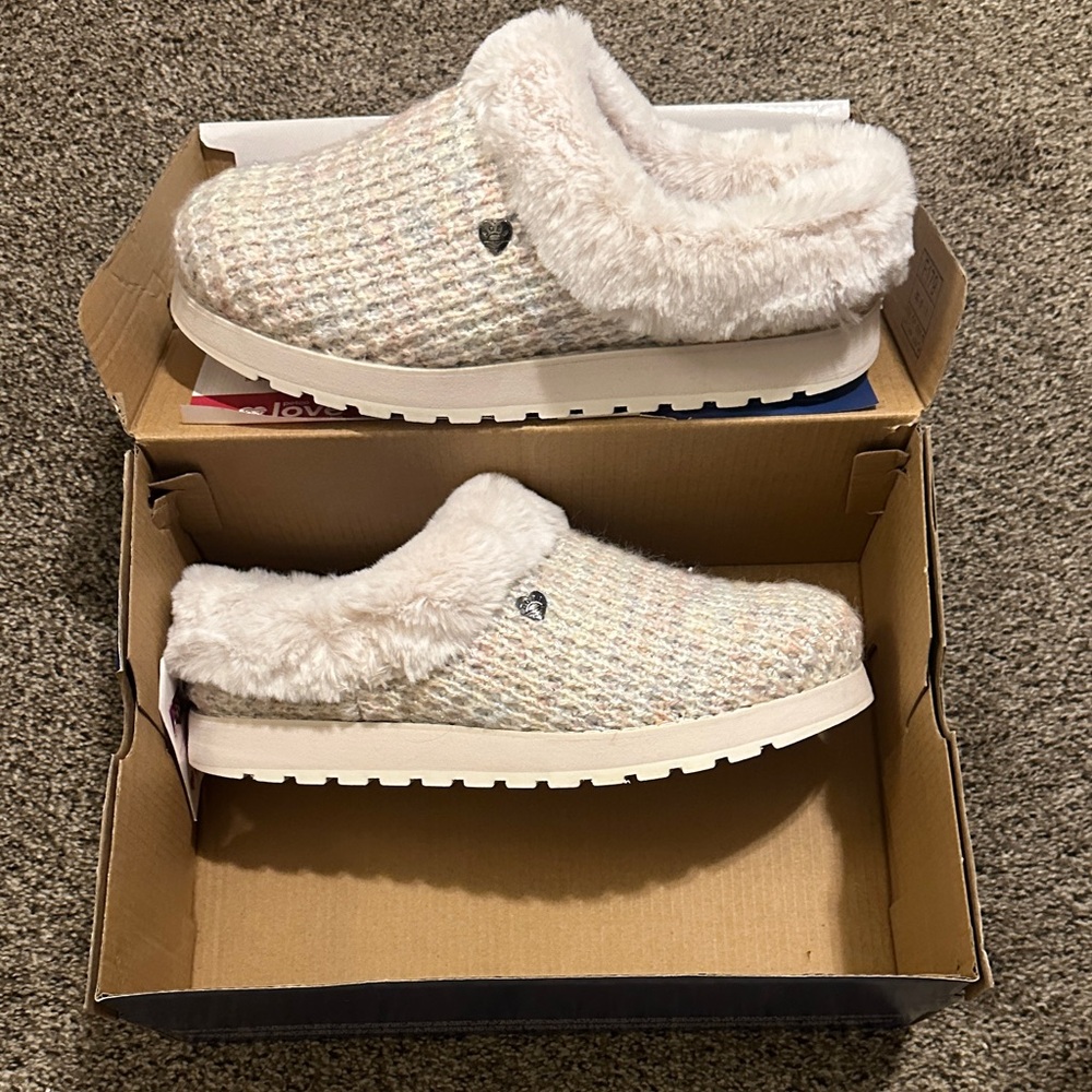 Skechers Women's Cozy Multicolor Loafers